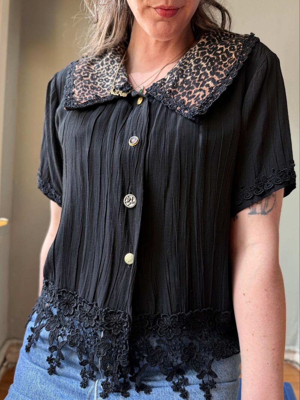 Vintage 90s Leopard Collar Lace Trim Rayon Top | Cropped Button Up Blouse | M